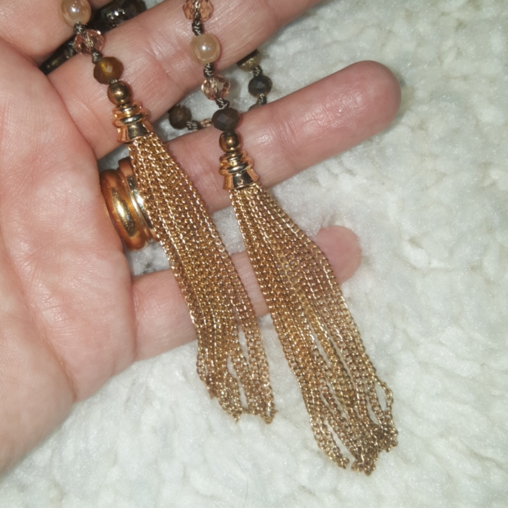Golden Beaded Tied Tassel Necklace - Picture 4 of 7